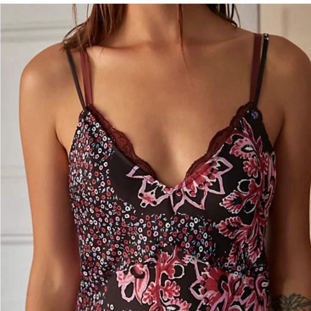 Your better side slip dress black combo
